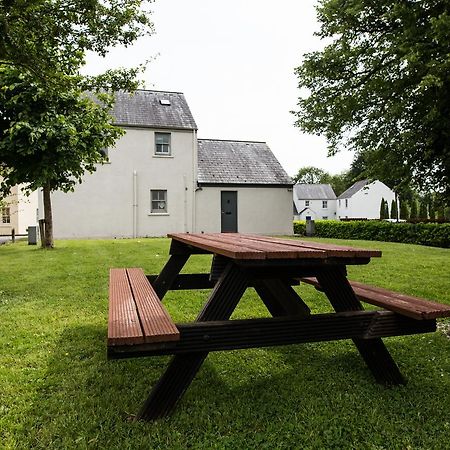 Bunratty Castle Gardens Home Luaran gambar
